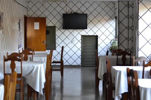 Restorāns, Império Hotel (Imperio Hotel) in Caçu