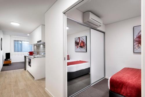 Ramada VetroBlu Scarborough Beach Room Type - 1 Queen Bed, Suite, Non-Smoking