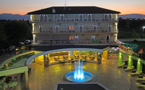 Hotel Dias in Olympiakí Aktí