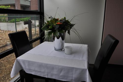 Hotel Boomgaard - image 11
