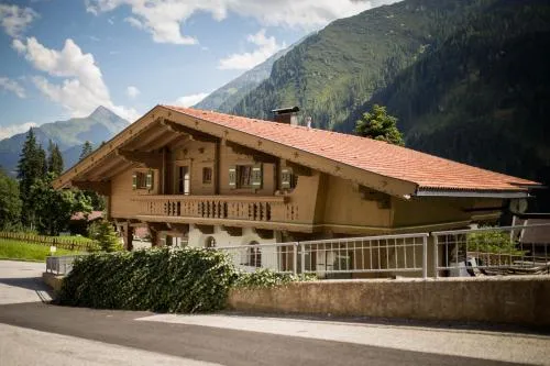 Landhaus Erlzette in Tux, Österreich
