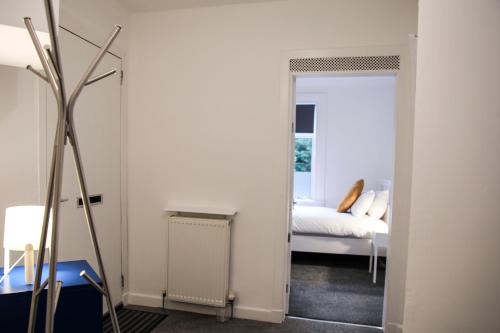 Baron View Apartment - image 7