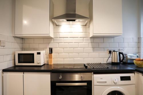 Baron View Apartment - image 13