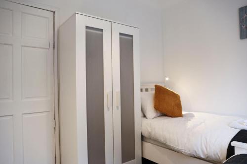 Baron View Apartment - image 12
