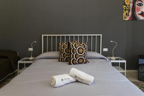 Deluxe Triple Room image 5