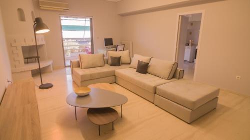 Superb Apartment in Sunny Glyfada