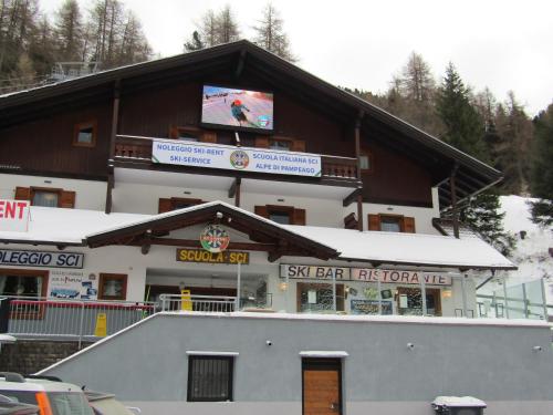 Lodge Ski Pampeago hotel Prato all'Isarco