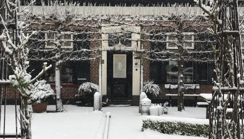 Instalaciones, Het Koetshuis in Kamperland