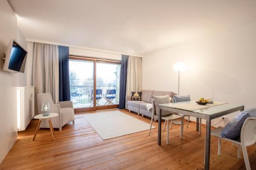 Frauscher Hafen-Apartments Room Type - Deluxe Apartment