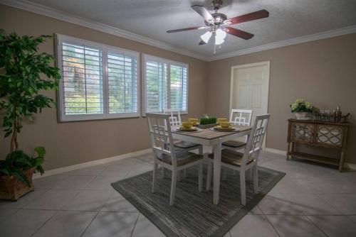Chic Private Pool Home Minutes to Bonita Beaches thumb 2