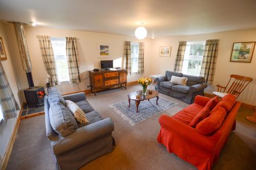 บริการและสิ่งอำนวยความสะดวก, Achalic Beag in เลแรกส์