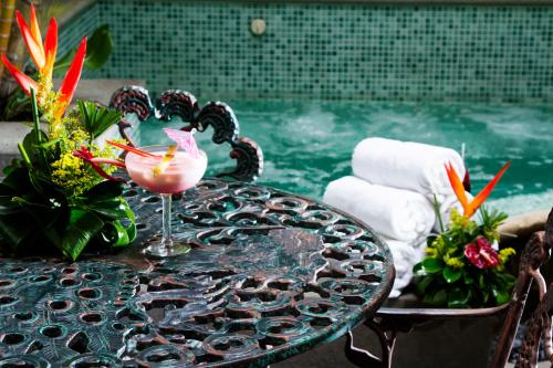 Hot tub, Rincon del Valle Hotel & Suites in San Jose