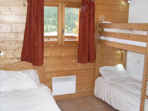 Spacious Apartment 2 Minutes from Ski Lift, Equipped for Babies