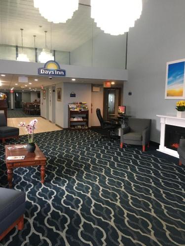 Days Inn by Wyndham Scranton PA