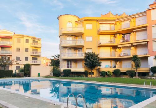 GRAN RESERVA - Apartamento en el centro de Empuriabrava - cerca de la playa - piscina comunitaria