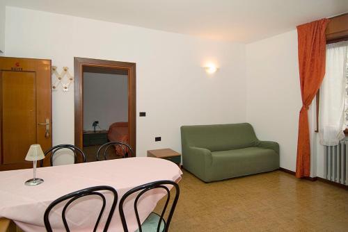 Camping Hotel Au Lac De Como - image 6