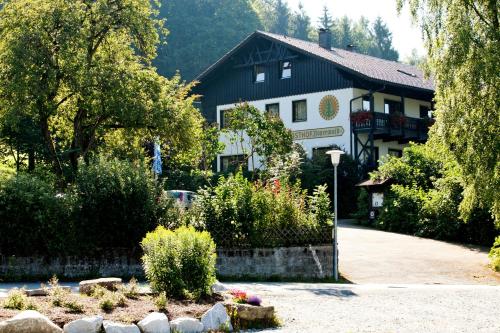 Landhotel Bayerwald - Hotel - Grafling