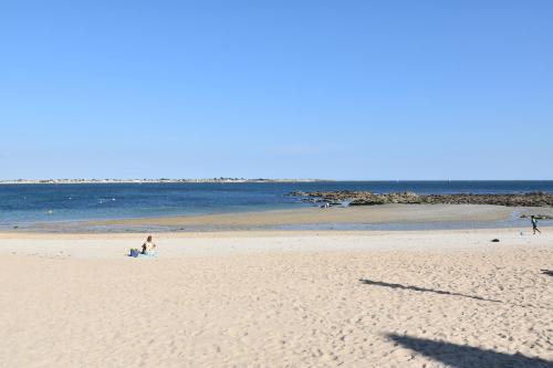 Au Coeur de Larmor-Plage, Vue Place et Ocean