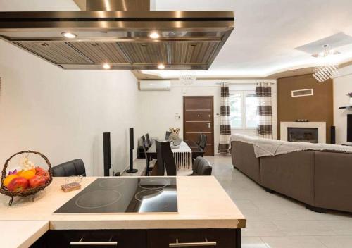  Socrates & Froso's lovely maisonette in Thessaloniki