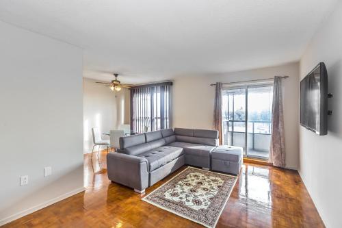 Toronto Furnished Living- Scarborough - Photo 1 of 47