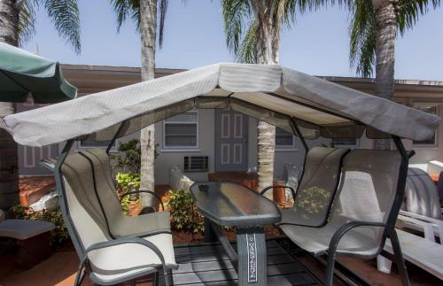 Richard's Motel Extended Stay in Hallandale Beach
