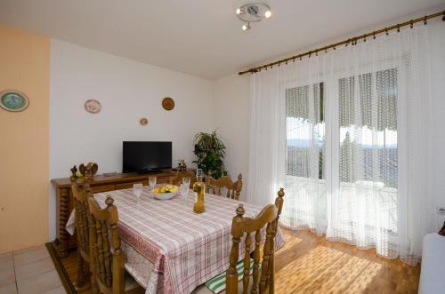 Three-Bedroom Apartment image 10