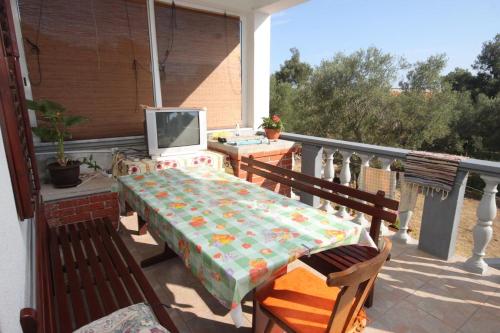  Apartment Luka 8151d in Luka