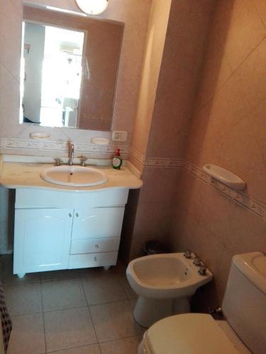 One-Bedroom Apartment image 7