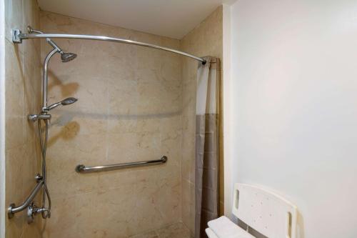Motel 6 Monterey Park - image 3