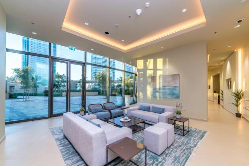 Yanjoon Holiday Homes - Burj Vista Apartments - image 7