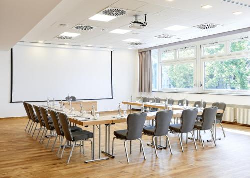 Hollywood Media Hotel am Kurfürstendamm - image 9