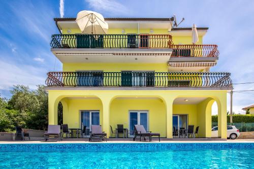 Luxury apartments Kostrena with pool 2