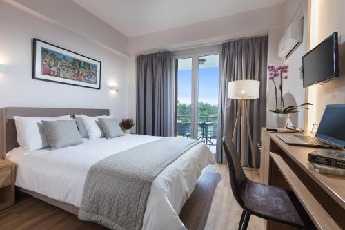 Minavra Hotel, Atenas