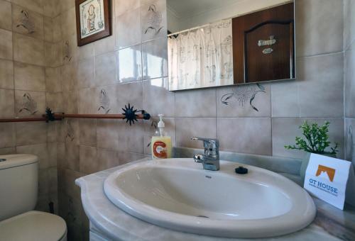 Amadora Terrace View Amadora Terrace View