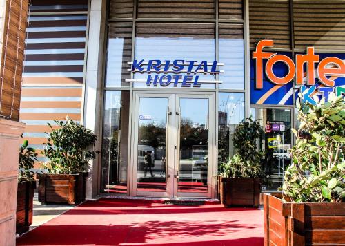 Kristal Hotel - Tap to explore photos