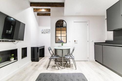 Cozy and modern apartment for 4 in Madrid, Madrid (fotografie 9)