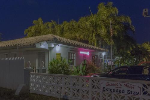 Richard's Motel Extended Stay in Hallandale Beach (FL)
