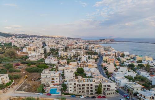 Eltina Hotel - image 4