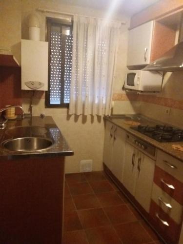  Calle San Rómulo, n19, 1C in Granada