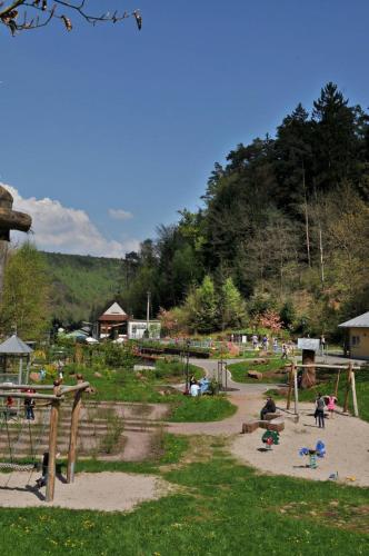 Playground, Landgasthof Am Teufelstisch in Hinterweidenthal