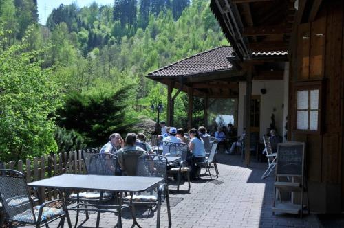 Restaurant, Landgasthof Am Teufelstisch in Hinterweidenthal