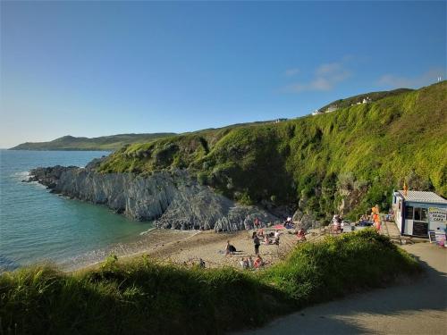 Studio 5 in วูลาคอมบ์