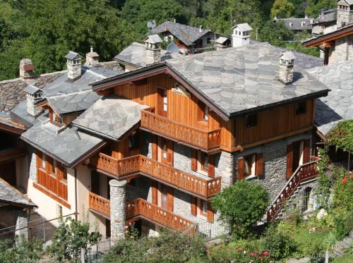  Maison Chante Lune, Pension in Introd bei Baulen