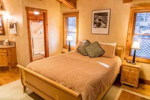 Riverside Cottage #27 - image 4