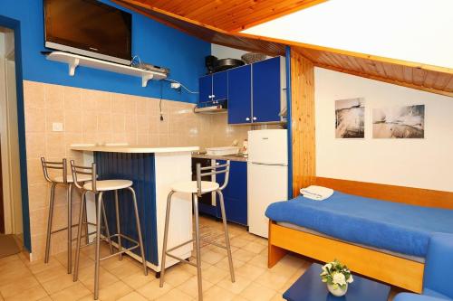 Apartments by the sea Racisce Korcula - 4360 - image 6