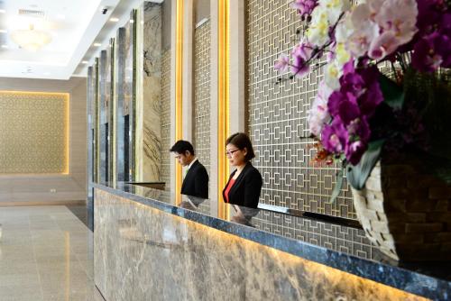 Lobby, Hotel Grand Central near Spizza (Bukit Timah)