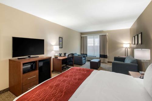 Comfort Inn & Suites Cedar Hill Duncanville