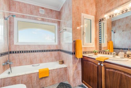 Villa Sol y Mar - main image