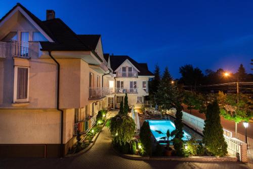 Sissepääs, Hotel Diana in Siofok