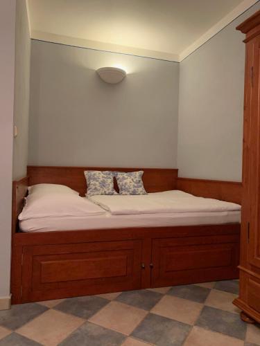 Family Suite (2 Adults + 2 Children) image 10